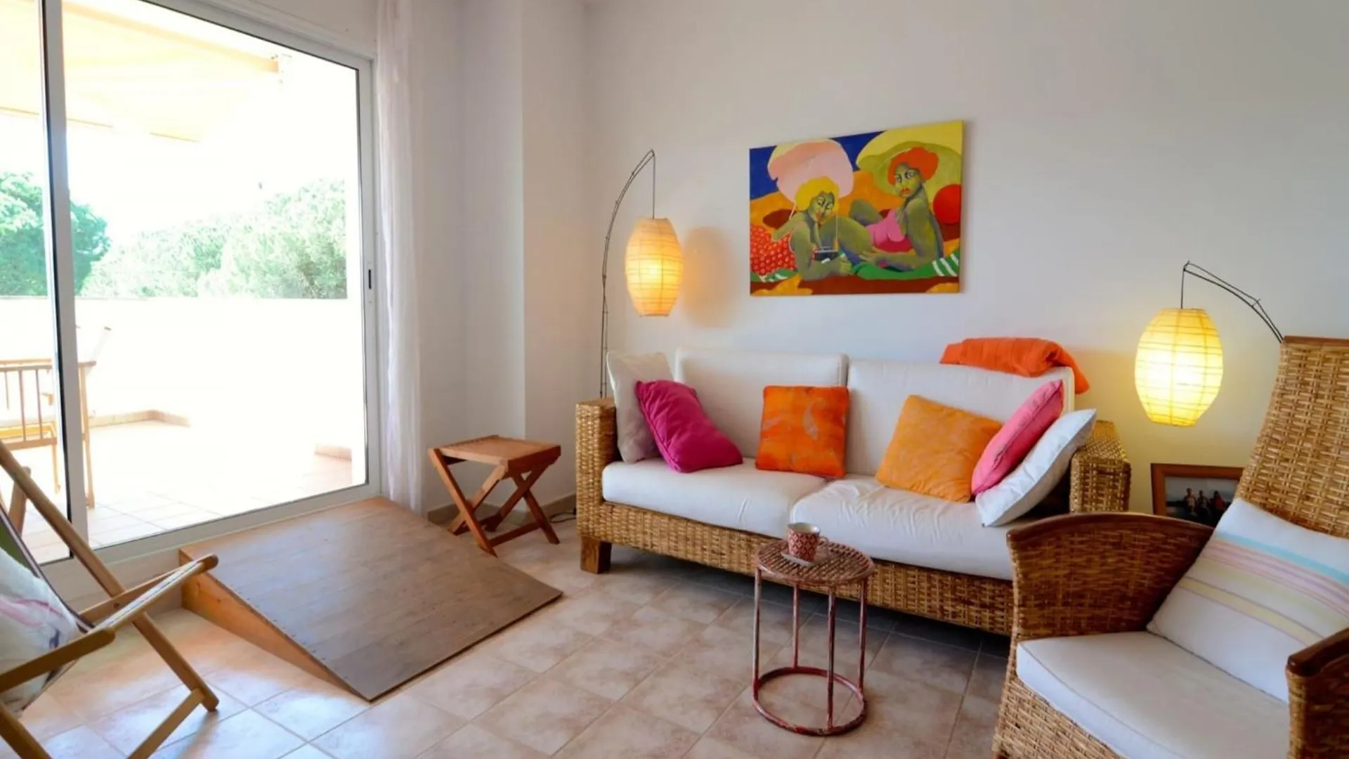 3-Bedroom Apartment In Pals
